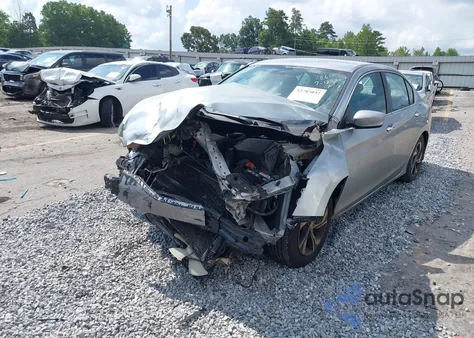 2016 Honda Accord Lx z USA, uszkodzony, nr VIN 1HGCR2F31GA067860